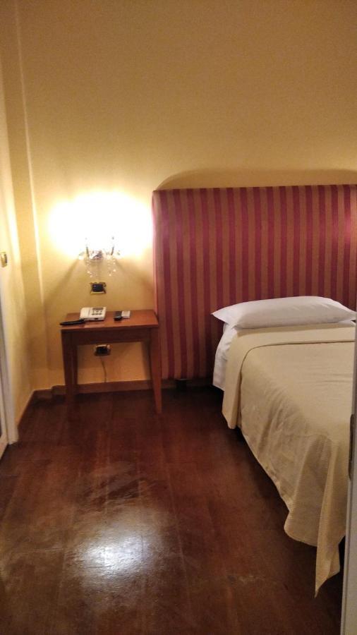 Canella Hotel Rome Bagian luar foto
