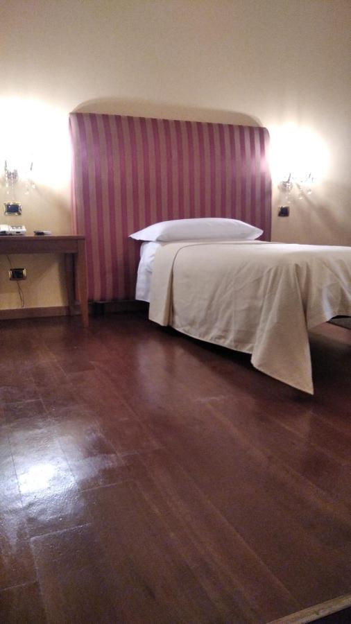 Canella Hotel Rome Bagian luar foto